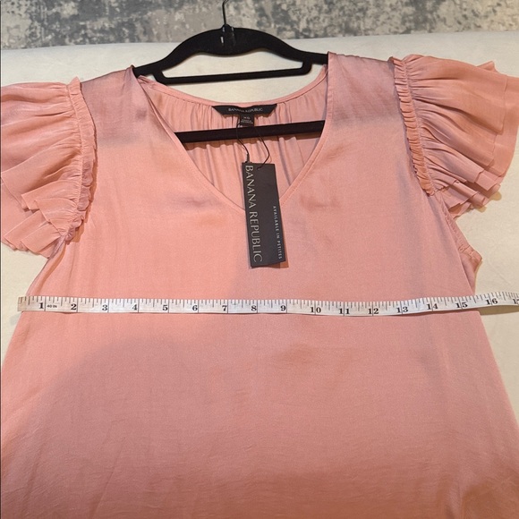 Banana Republic Soft Pink Flutter Sleeve Blouse - Picture 7 of 8